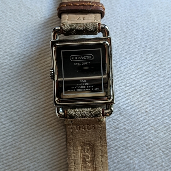 Coach Watch - Picture 3 of 5